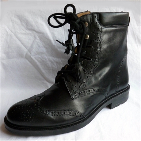 Picture of Ghillie Brogue Boots